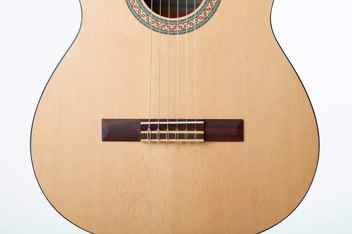 YAMAHA NATURAL MATE SERIE C GC40M/02