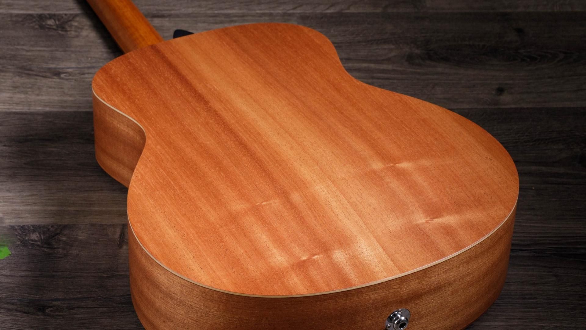 TAYLOR GS Mini-e Mahogany, Guitarra Electroacústica